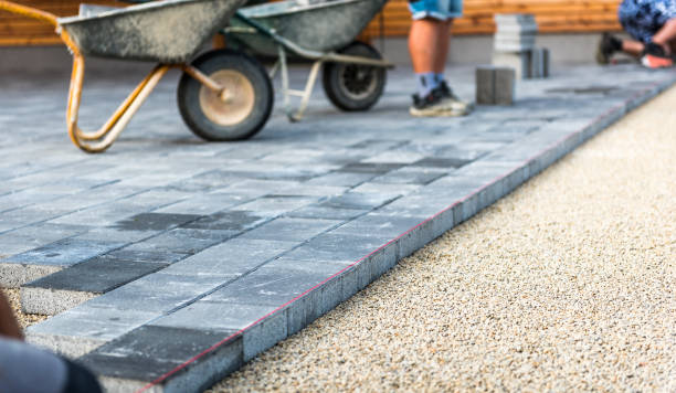Best Concrete Driveway Installation in Beloit, KS